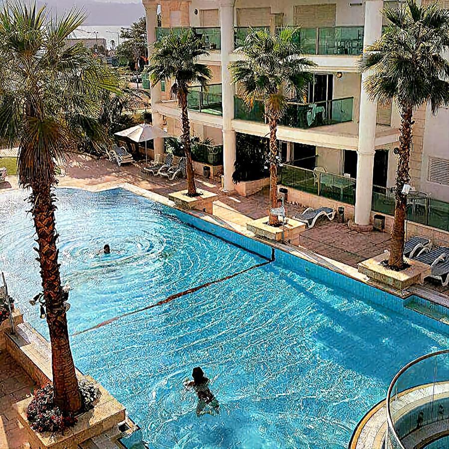 Milana's Deluxe With Big Patio And Pool Appartement *