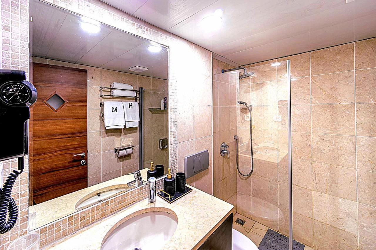 Milana's Deluxe With Big Patio And Pool Appartement *
